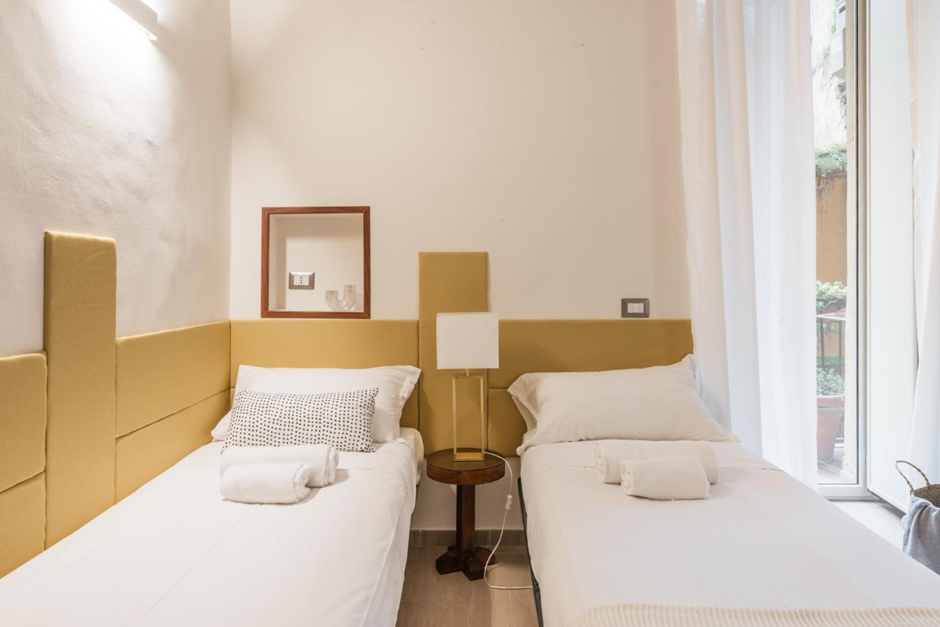 The Best Rent - Two-Bedroom Apartment Near Fori Imperiali Rome Exterior photo